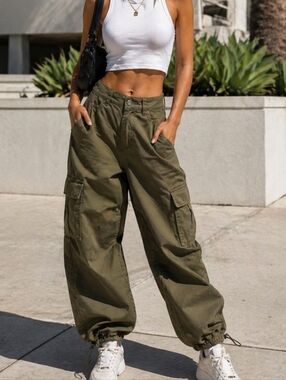 NWT Kuwalla Olive Green Baggy Cargo Pants Utility Streetwear Parachute Jogger